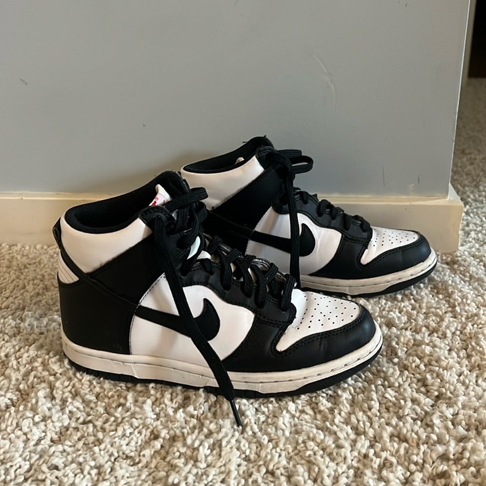 Nike Dunk High Panda